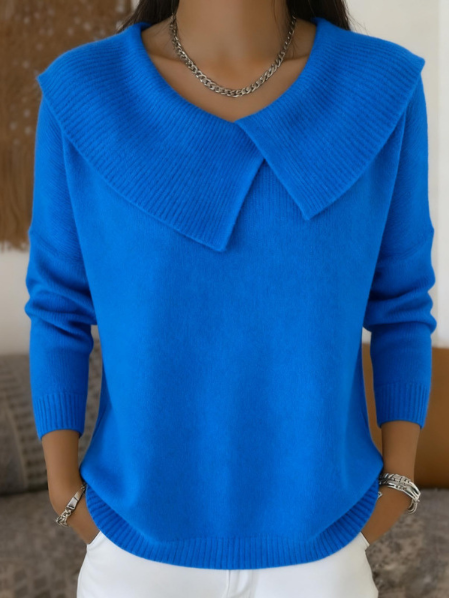 AMY | Warm Sweater with Soft Collar