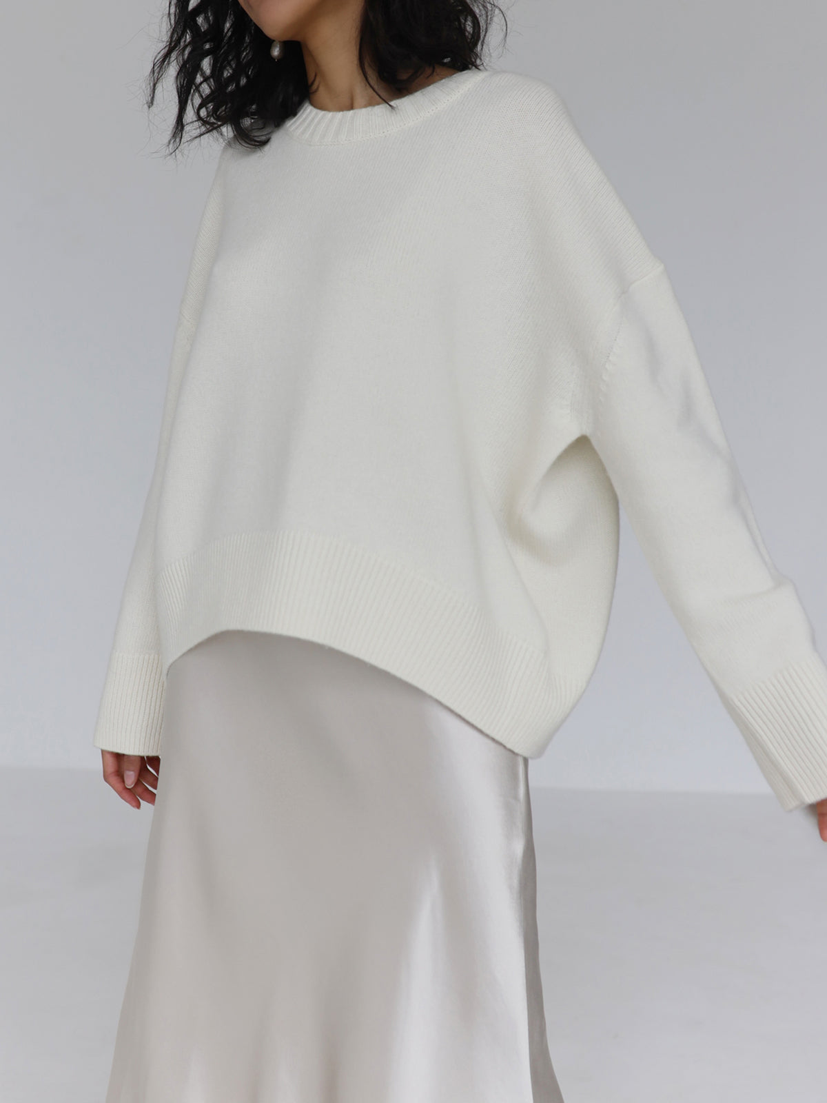 MARA | Oversized Crewneck Wool Knit Sweater