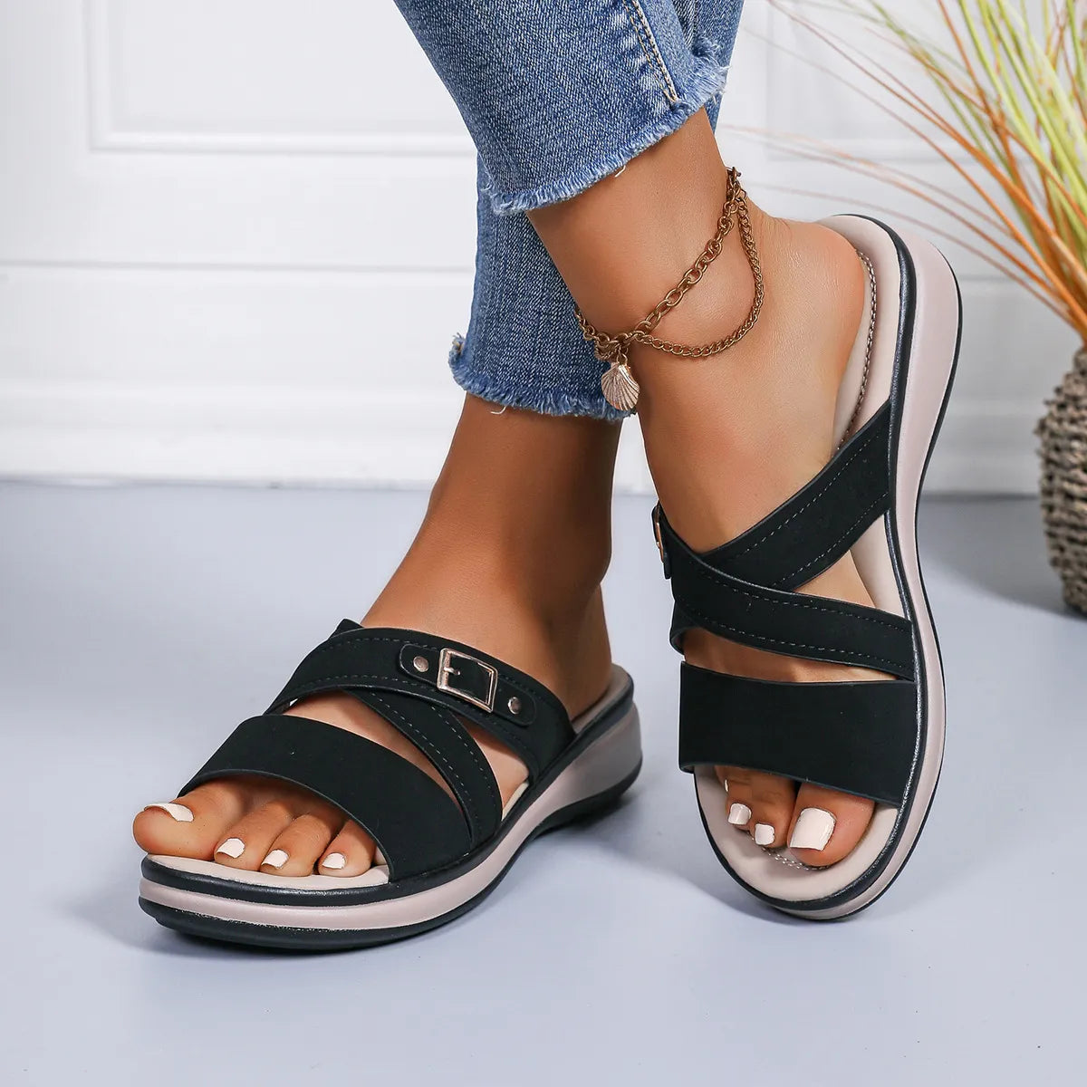 LEONIA | Casual Wedge Sandals