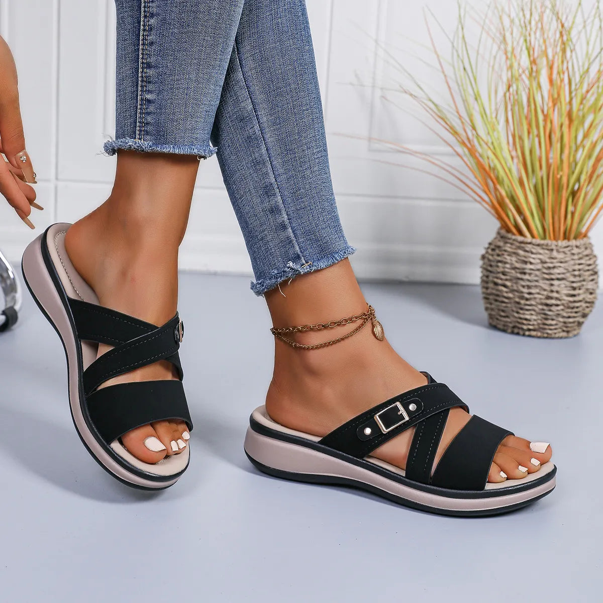 LEONIA | Casual Wedge Sandals