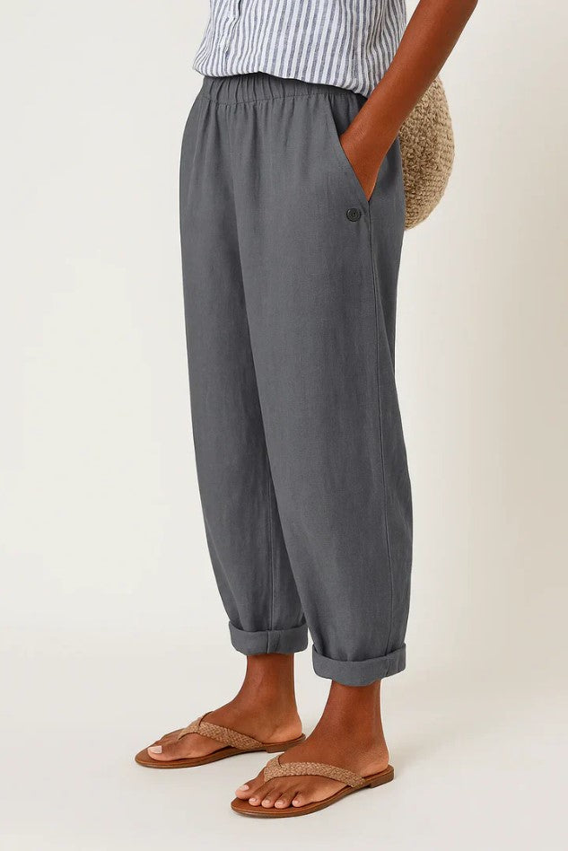 EVIE | Lightweight Wide-Leg Trousers