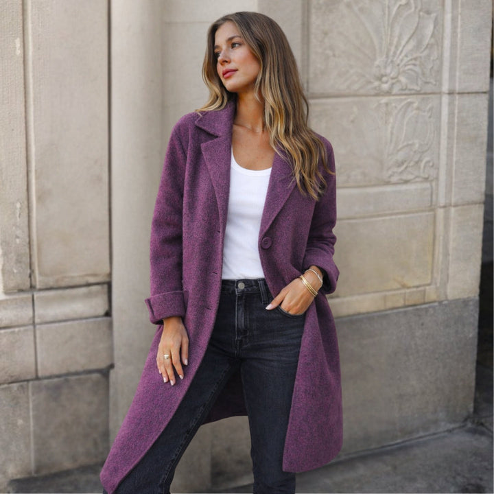 AILA | Elegant Buttoned Jacket