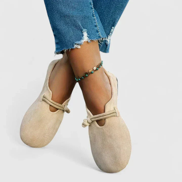 CHARLOTTIE | Supportive Accent Loafers
