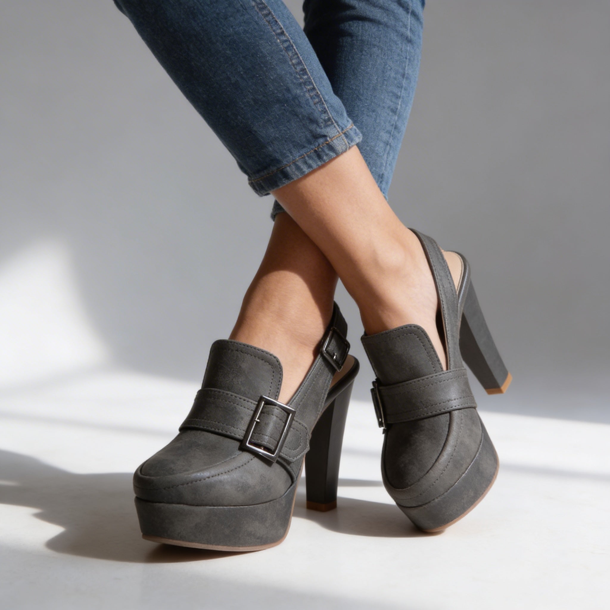 DIVA | Slingback Block Heels